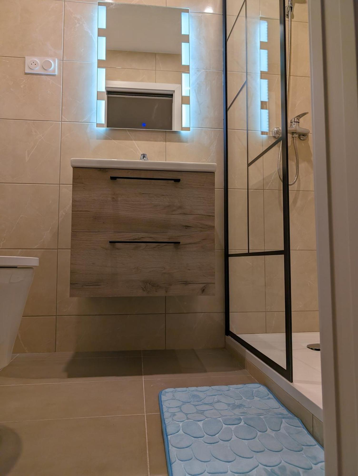 Holiday Nice Studio Apartment